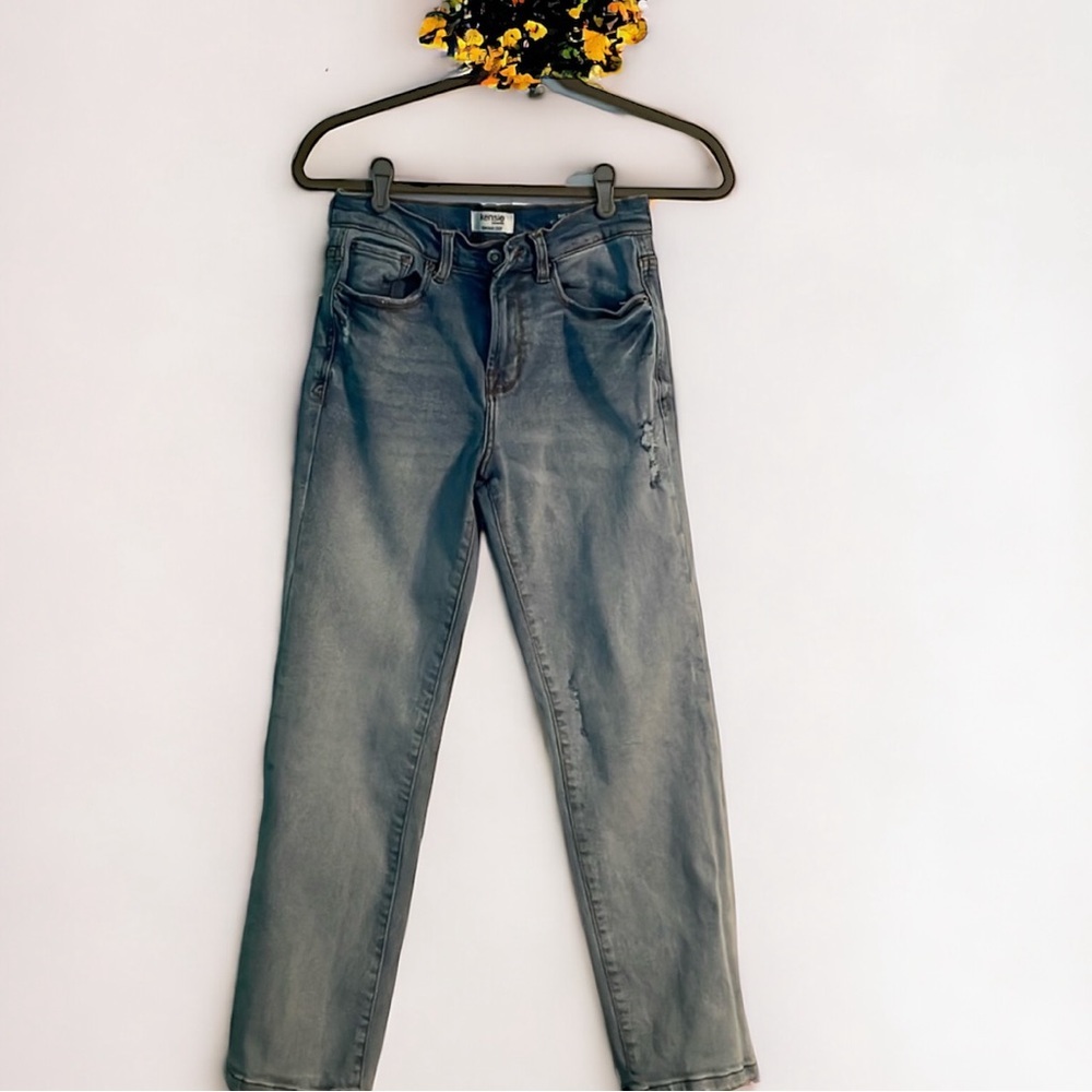 Kenzie jeans size 2 “the Ella” high rise straight leg distressed lighter wash - Picture 2 of 13